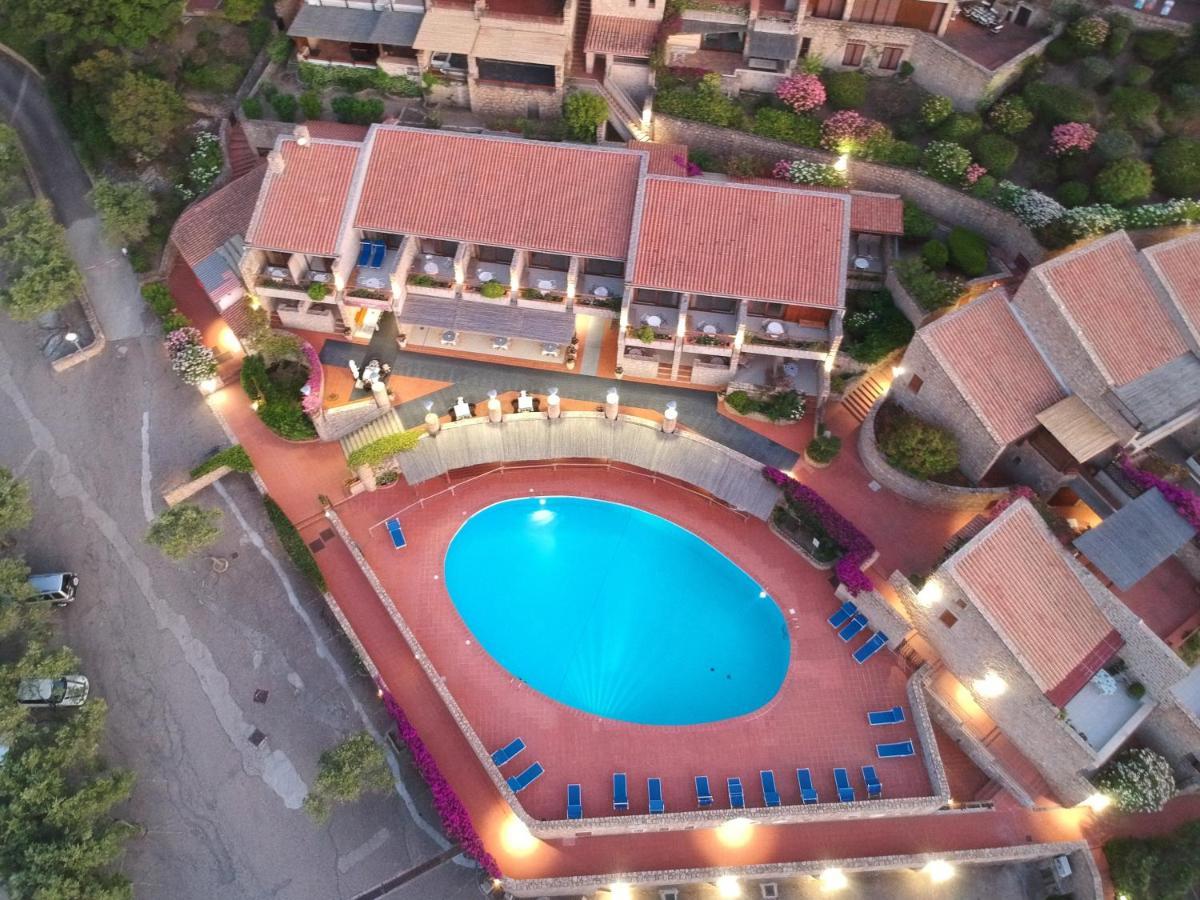 Hotel Olimpia Baja Sardinia Exterior foto